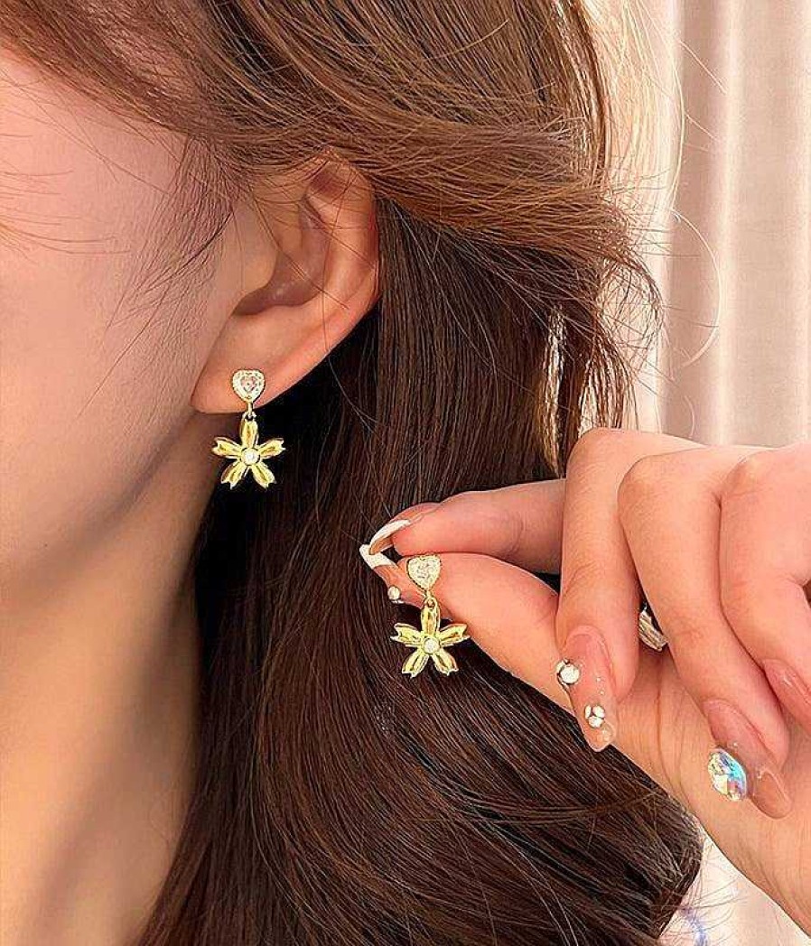 Women The Korean Fashion Earrings | Flower Earrings Gold