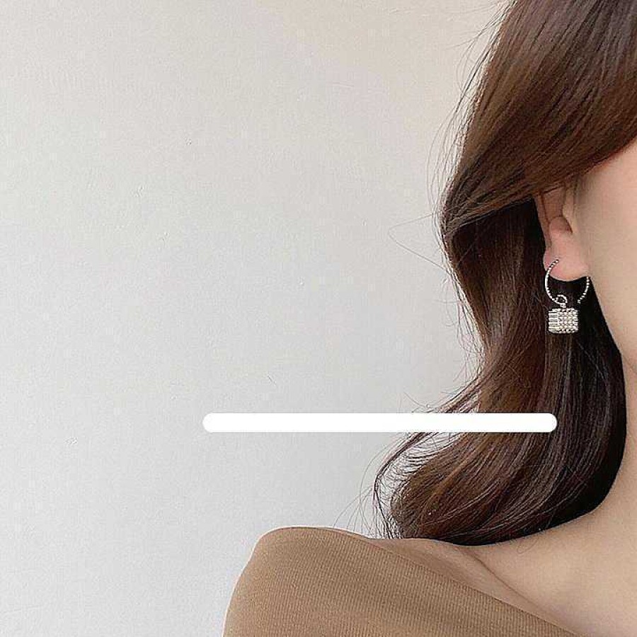 Women The Korean Fashion Earrings | Unique Shape Pearl Earrings Picture