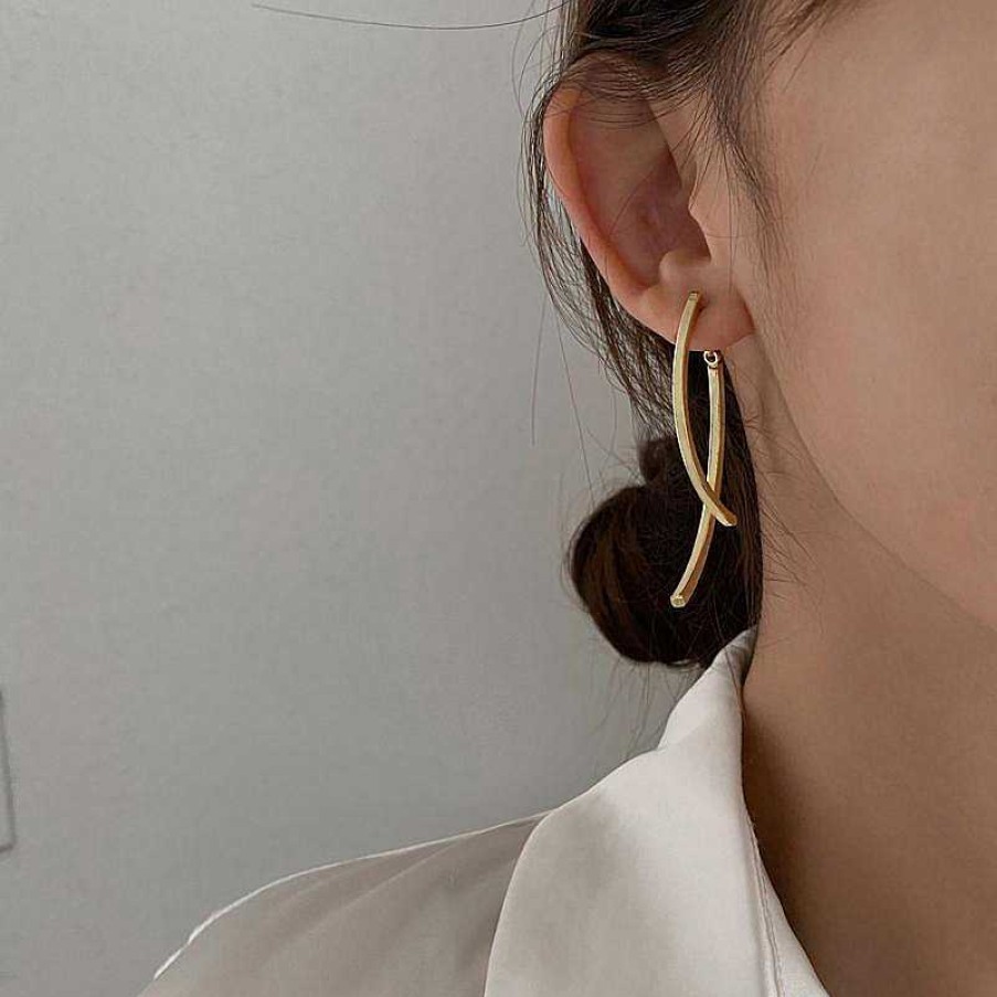 Women The Korean Fashion Earrings | Metal Line Earrings Golden