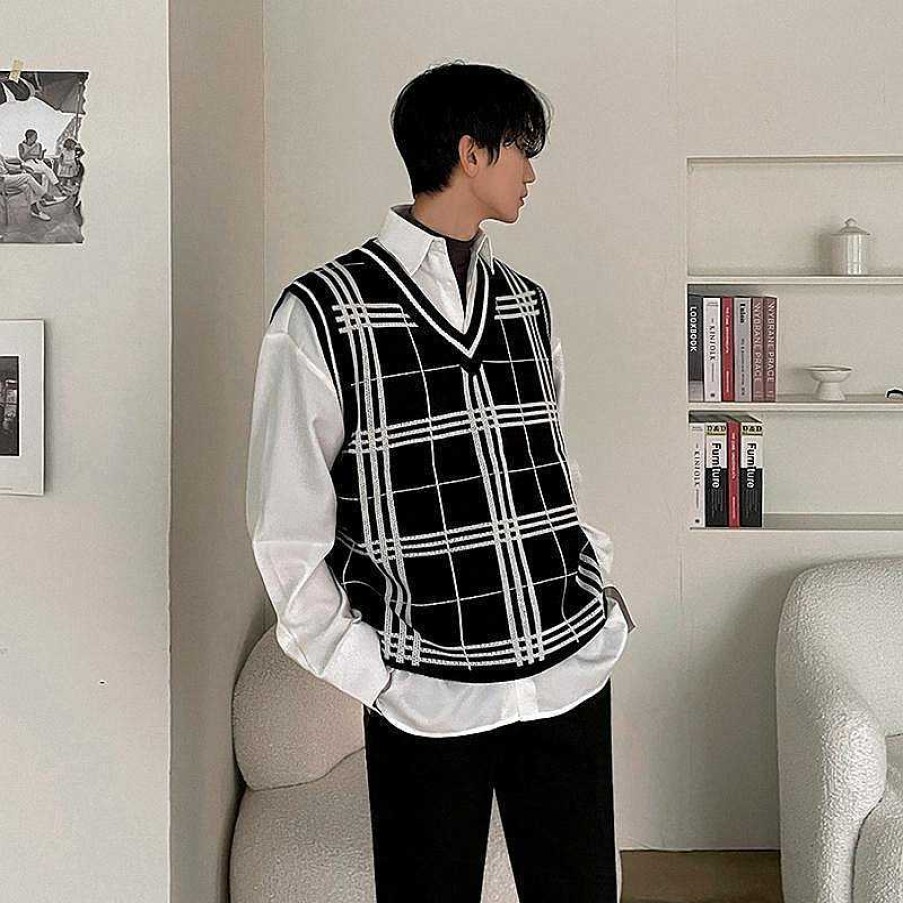 Clothing The Korean Fashion | V-Neck Plaid Sweater