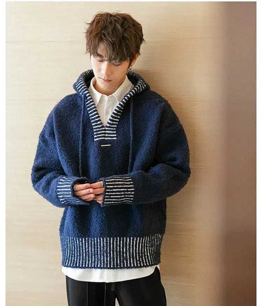 Clothing The Korean Fashion | V-Neck Hooded Sweater