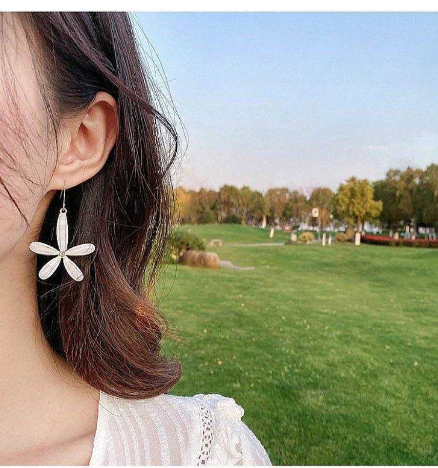 Women The Korean Fashion Earrings | White Flower Earrings White Five-Leaf Flower