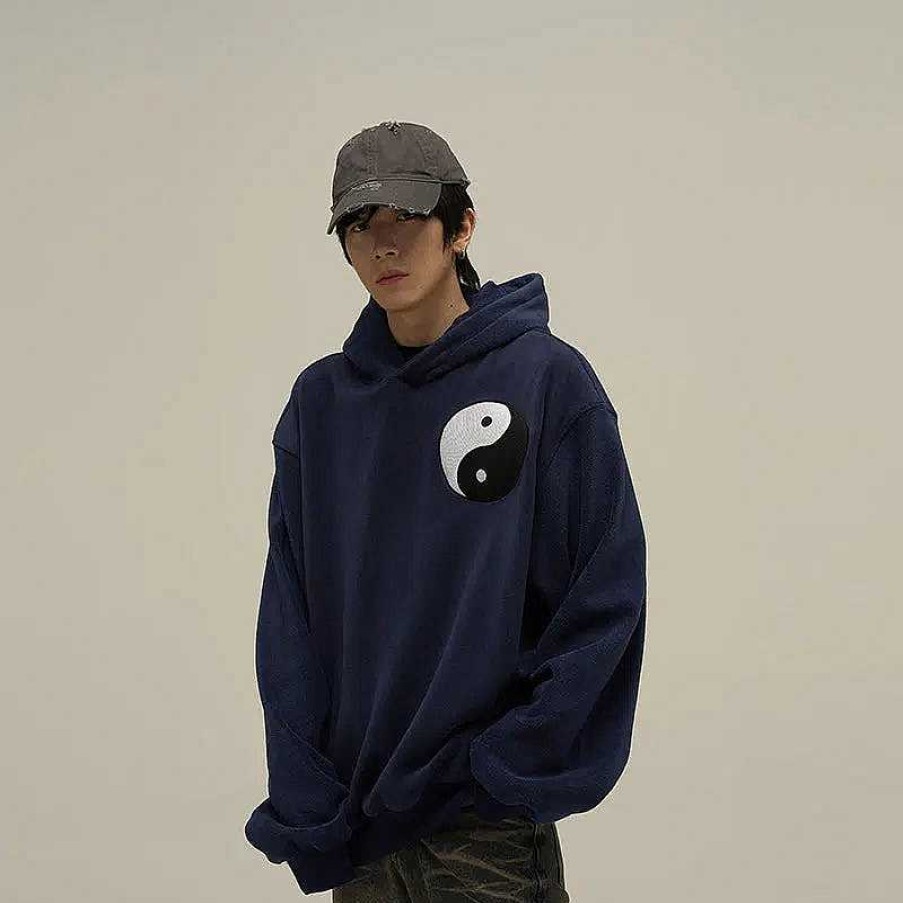 Clothing The Korean Fashion | Tai Chi Embroidered Polar Fleece Sweatshirt Royal Blue