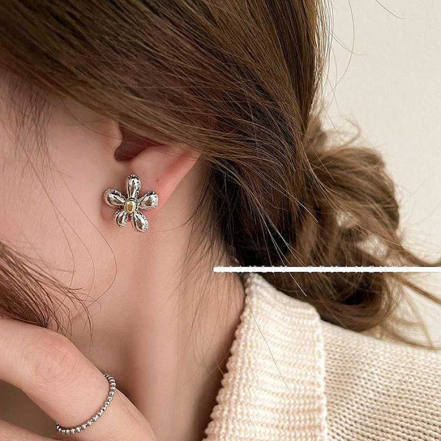 Women The Korean Fashion Earrings | Metal Flower Earrings Silver-Silver Needle